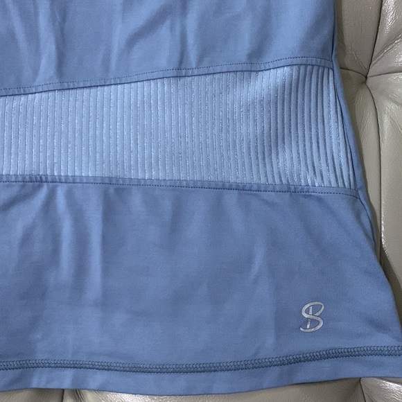 Sofibella Sleeveless Women's Tennis top - Picture 5 of 10